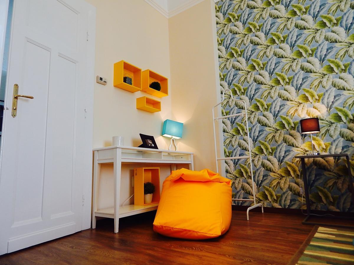 Hello Downtown Apartment - Broadway Budapest Exterior photo